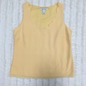 WHBM Pale Yellow Scallop Neck Sleeveless Tank - Sz XS